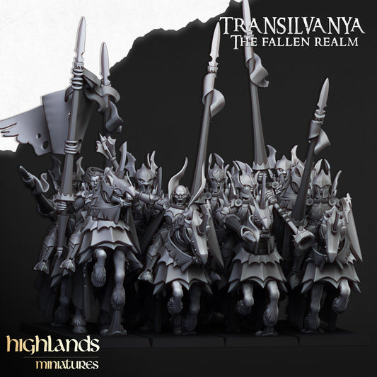 Transilvanya  Vampire Knights Steeds 8x - Highlands Miniatures